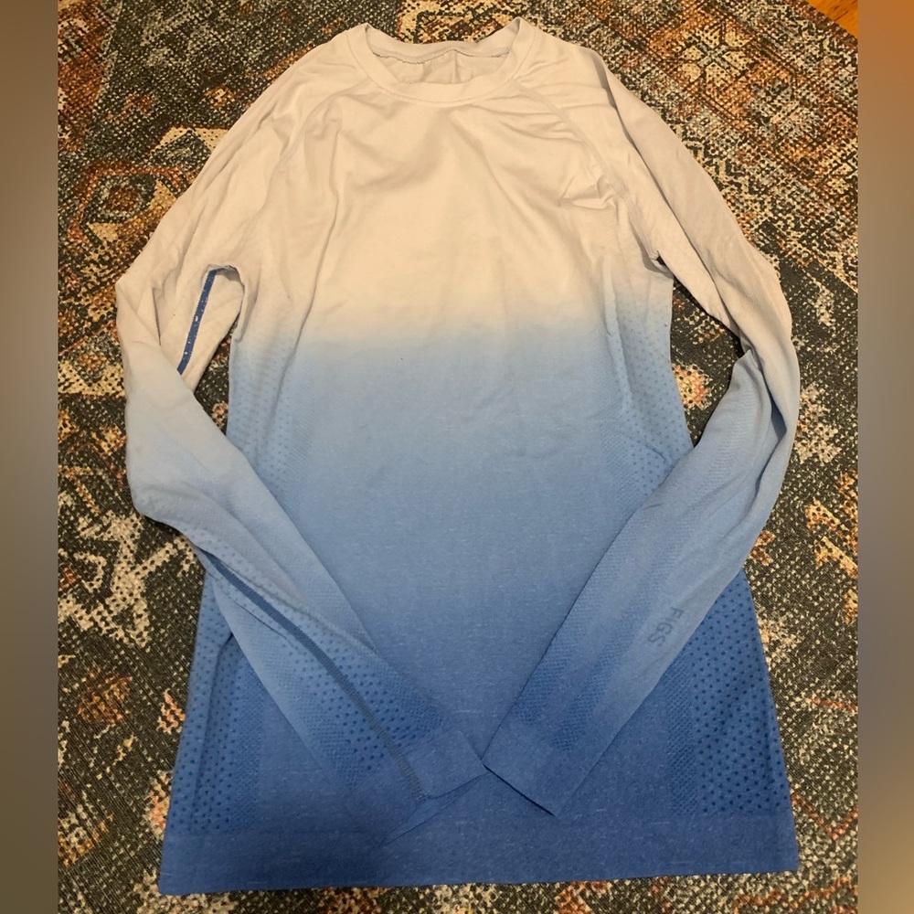 Blue ombré figs under scrub tops size XS